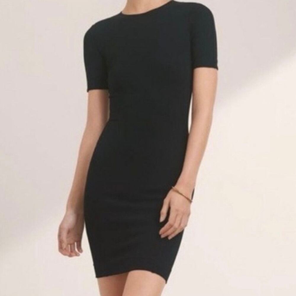 Aritzia Wilfred Mignonne Dress S Black Jacquard Short Sleeve Sheath Zip Back